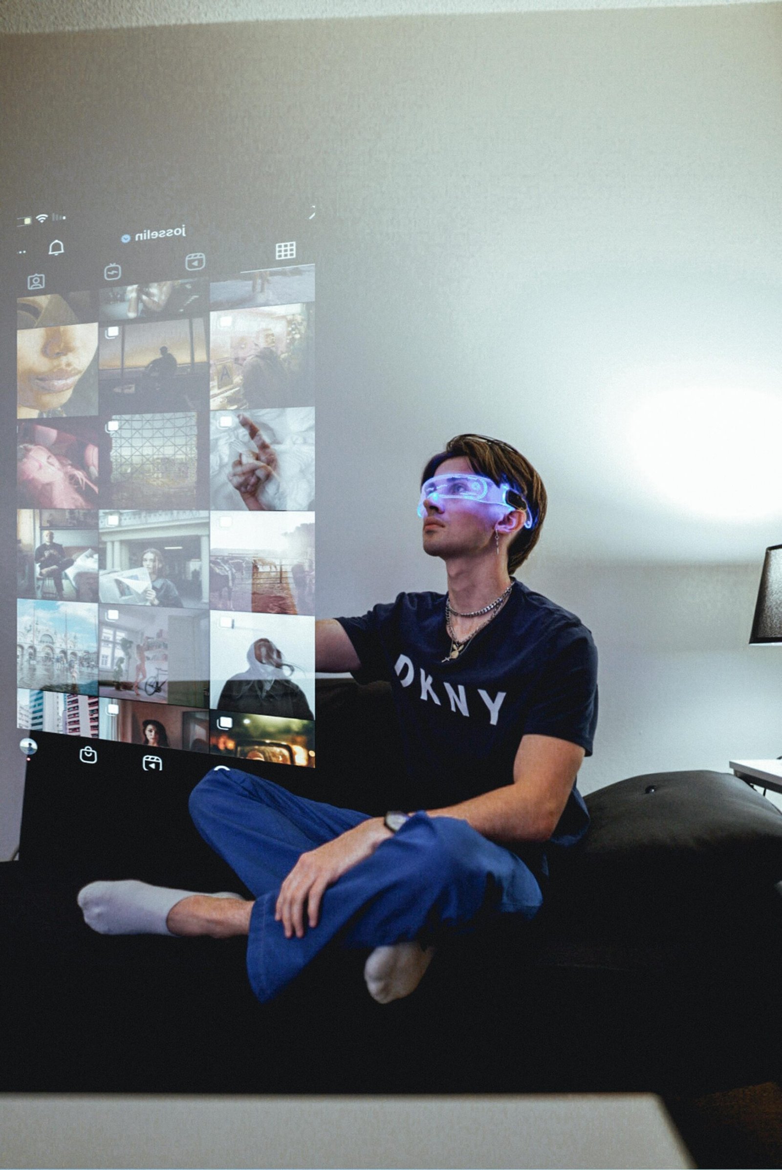 Smart Glasses Drive Explosive Growth in Everyday Life
